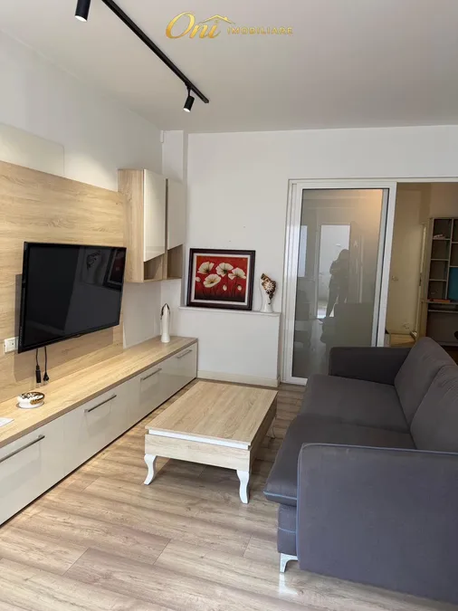 Apartment to rent Barrikadave Str. - King Zog I Blvd. - Maternity Hospital (Tirana - city) 2