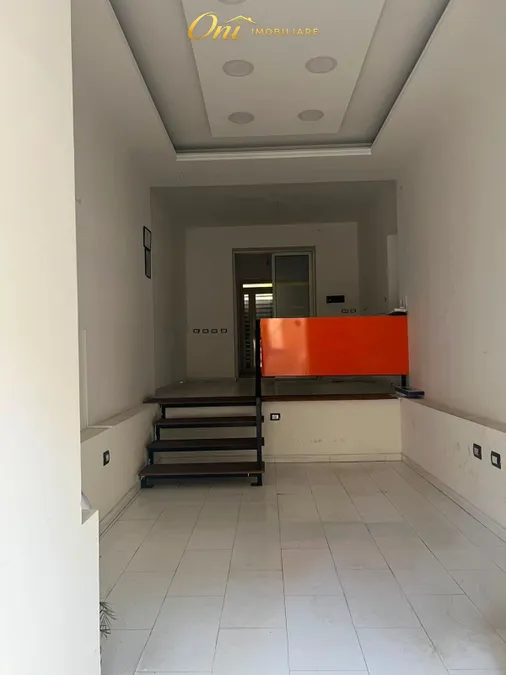 Store to rent Myslym Shyri Str. (Tirana - city)