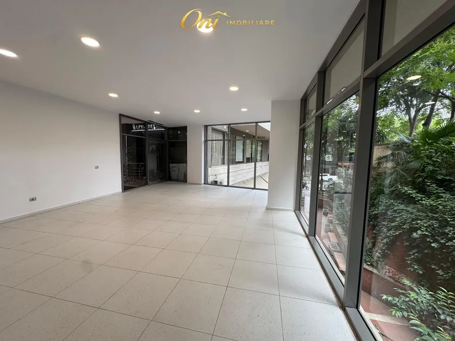 Office to rent QSUT - Pharmacy 10 (Tirana - city)
