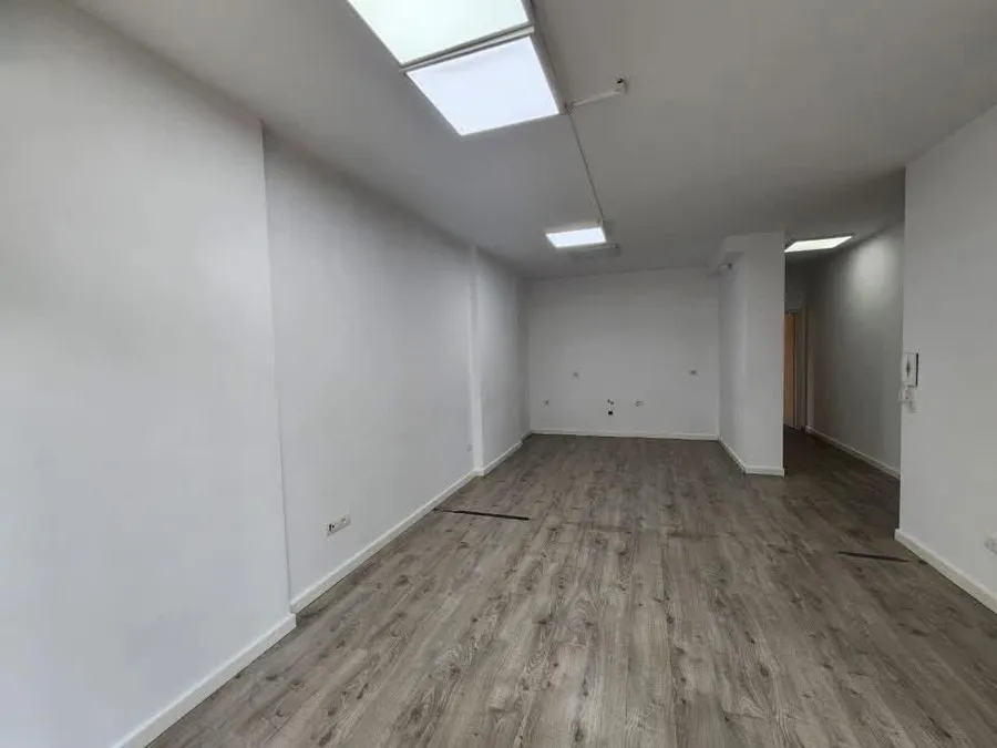 Office to rent Wilson Square (Tirana - city) 4