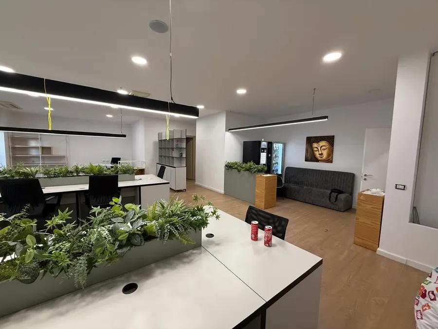 Office to rent Kavaja Str (Tirana - city) 4