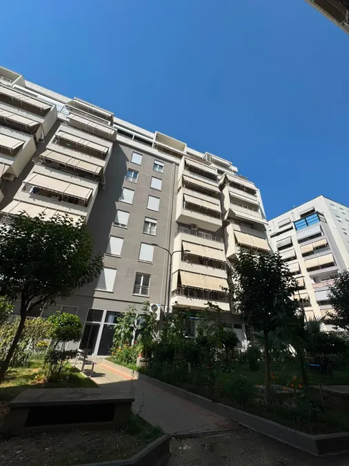 Apartment for sale Komuna e Parisit - Kristal Center (Tirana - city) 2