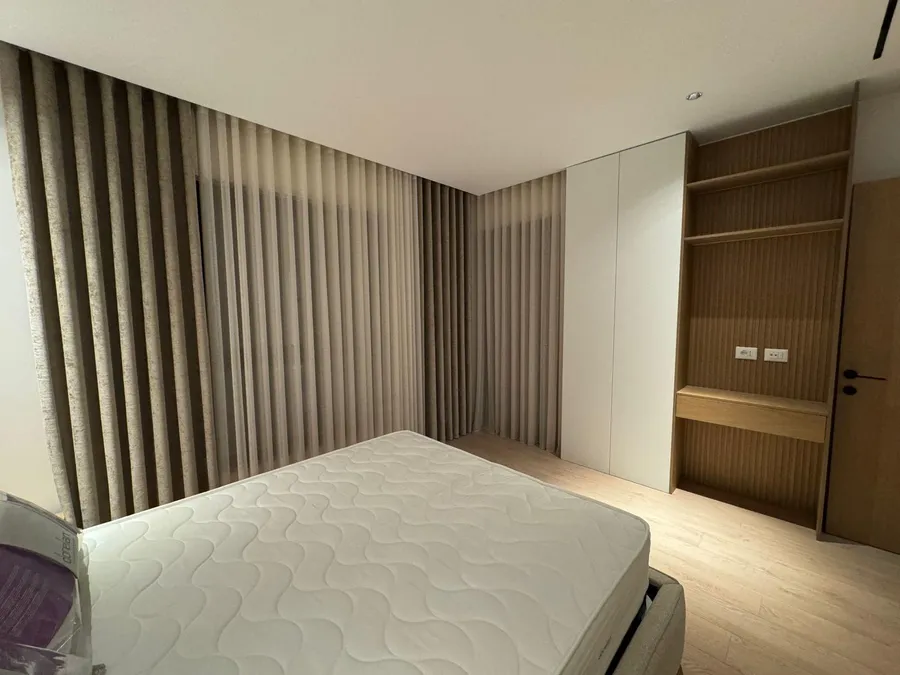 Apartment to rent Komuna e Parisit - Kristal Center (Tirana - city) 2