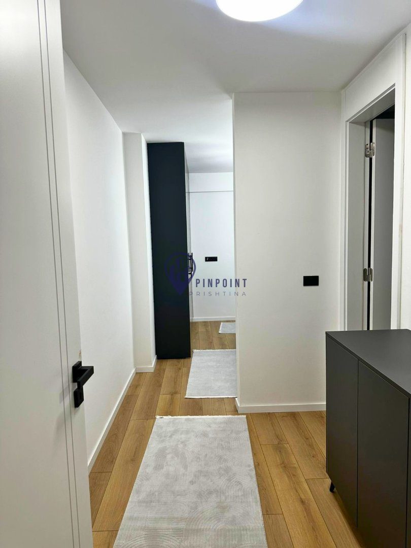 🏡 Banesë në shitje – Lagjja e Spitalit, Capital Hill