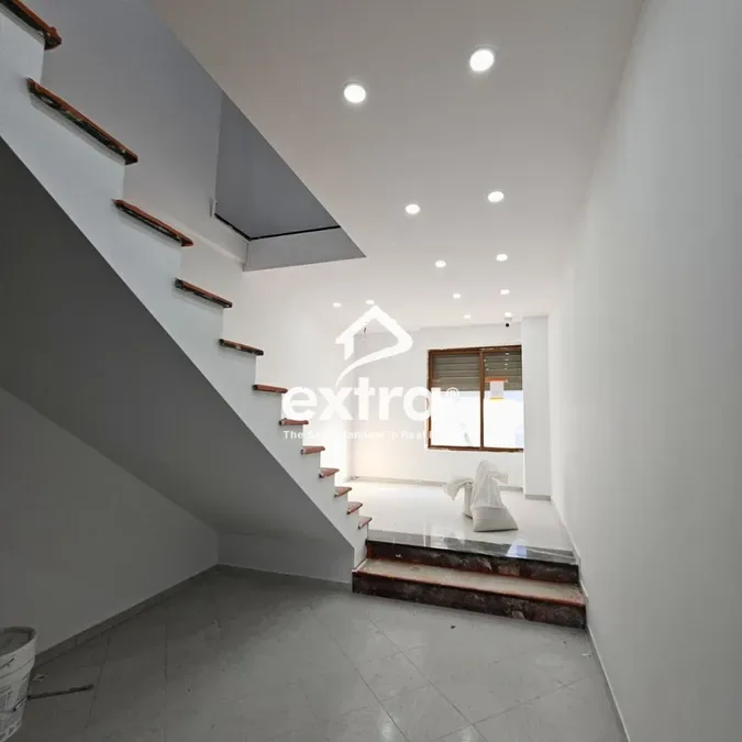 Qira Ambient Biznesi 1000m2, Rruga Dritan Hoxha, Tiranë 4