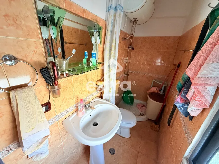 Shitet 2+1 k5 ne ndocej 45.000 € 3