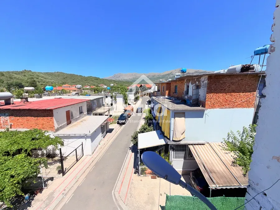 Shitet apartament 2+1 k3 oblike 15 min nga shkodra
