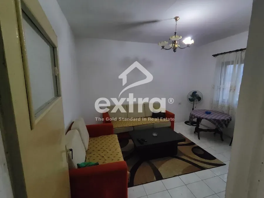Apartament 2+1 per shitje zona industriale