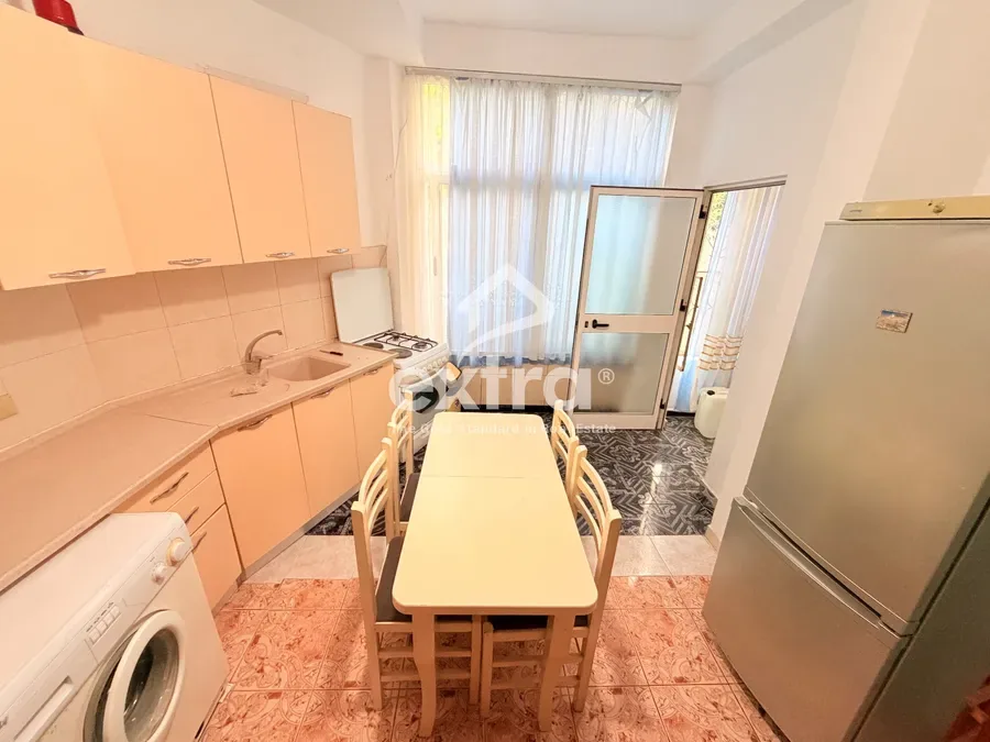 Jepet me qira kati 1 hyrje 2+1 ne prek cal shkoder 3