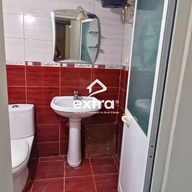 Qira 3+1+2 Xhamlliku, Tirane 4