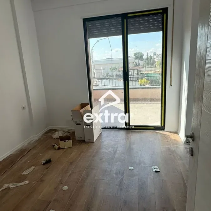 Shitet apartament 2+1+2 Xhamllik, Tirane 2