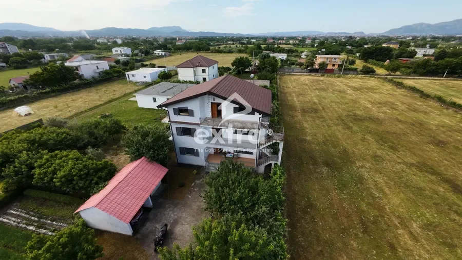 Shitet vile private ne grud shkoder 180k