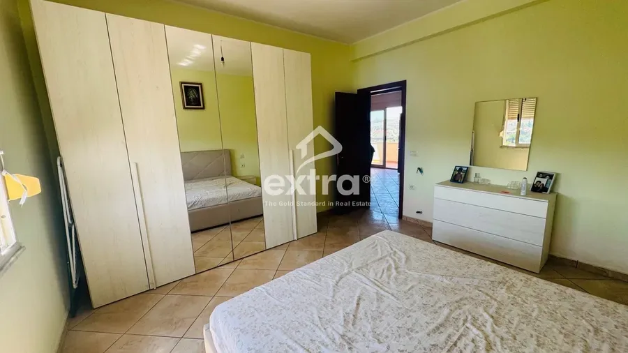 Jepet me qera 2+1 k4 Stacioni Trenit Shkoder 4
