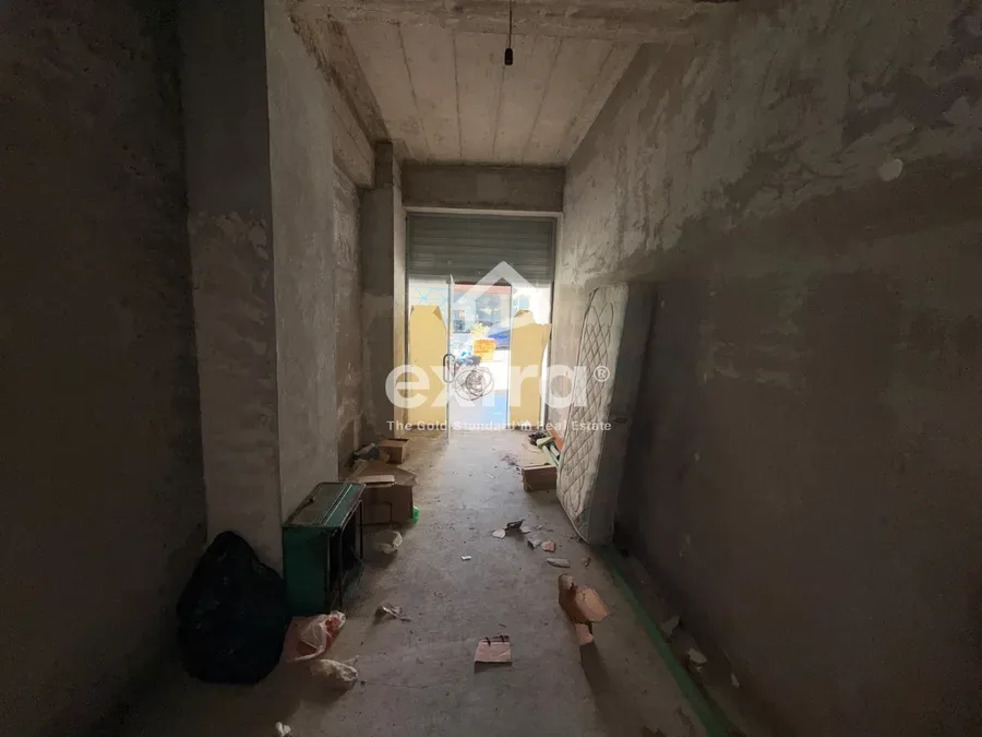 Shitet dyqan kati perdhe ne zdrale 107.000 €