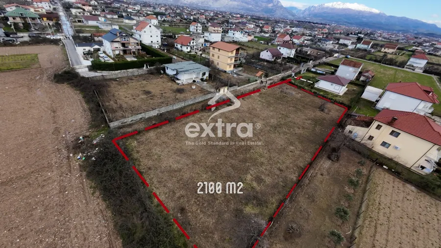 Shitet 2100m2 toke prane 5 herojve Shkoder