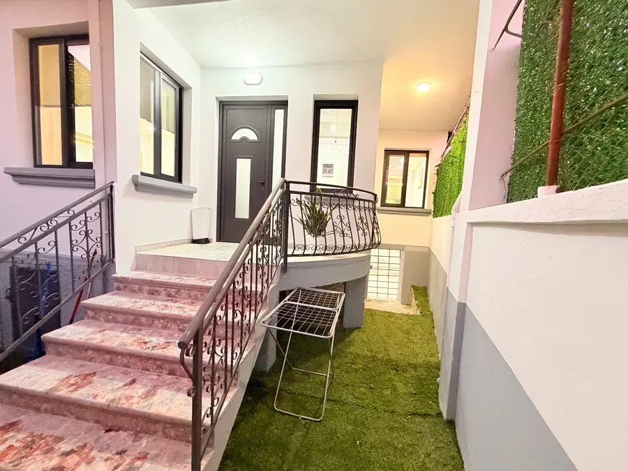 Shitet shtepi private 2+1 okazion me cmim apartamenti