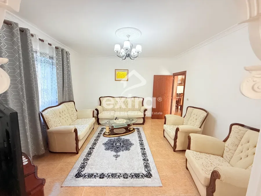 Shitet shtepi private 3+1 ne golem shkoder