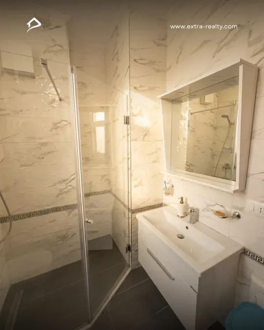Apartament për qira Rr. e Kavajës - 21 Dhjetori (Tiranë - qyteti) 4