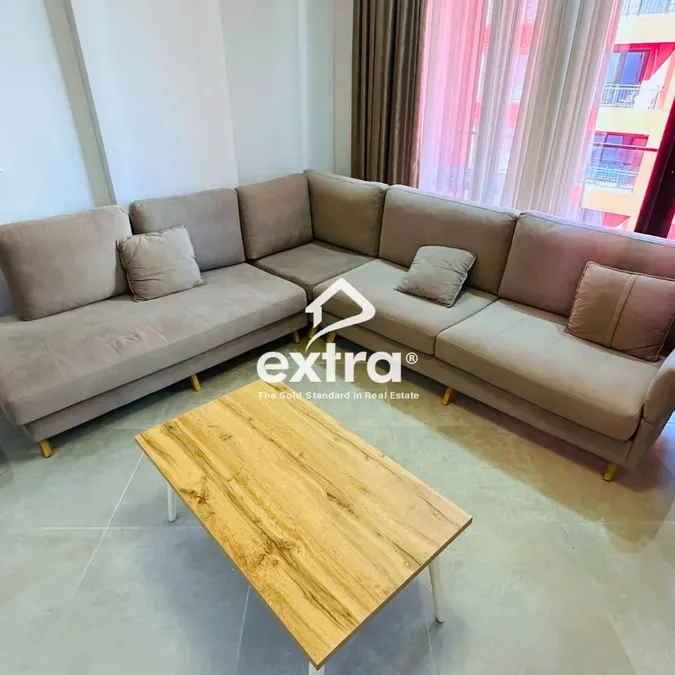 Qira 2+1+2+Parkim Farmacia 10, Tirane