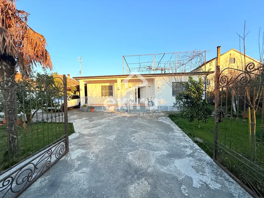 Shtepi private Rr: Golemit 5 min nga Rus, Shkoder