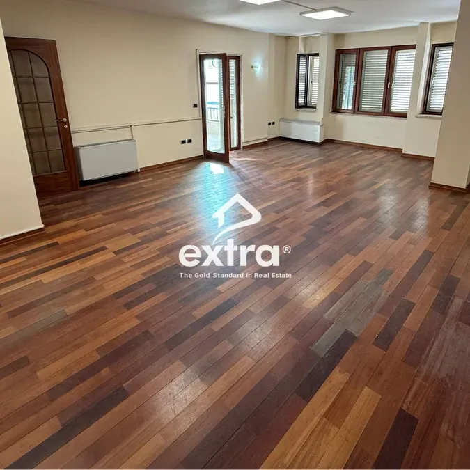 Qira ambient zyra 3+1+2 Bllok, Tirane 3