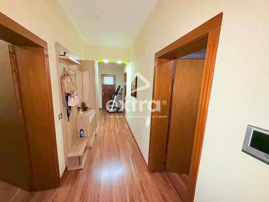 Shitet vile private 3 kate ne Dergut Shkoder 4