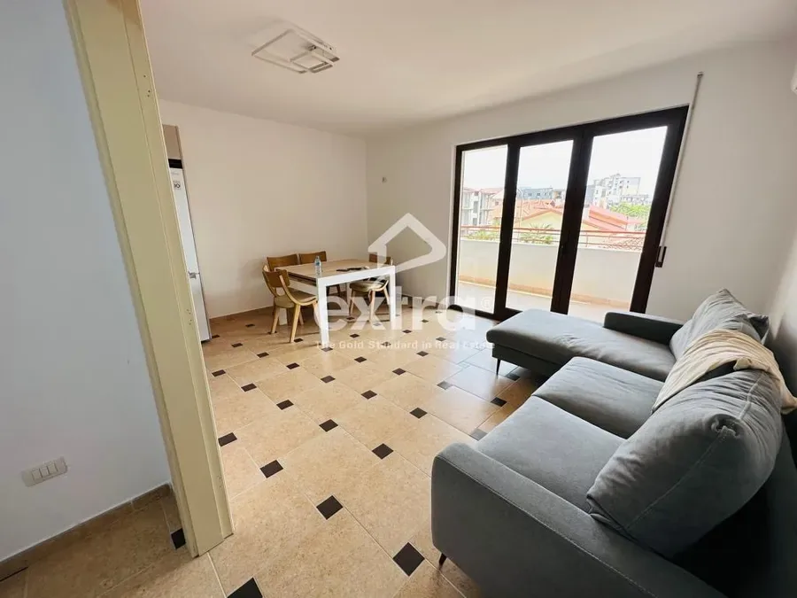 Apartament 1+1 k1 per qira prane Bashkise Shkoder