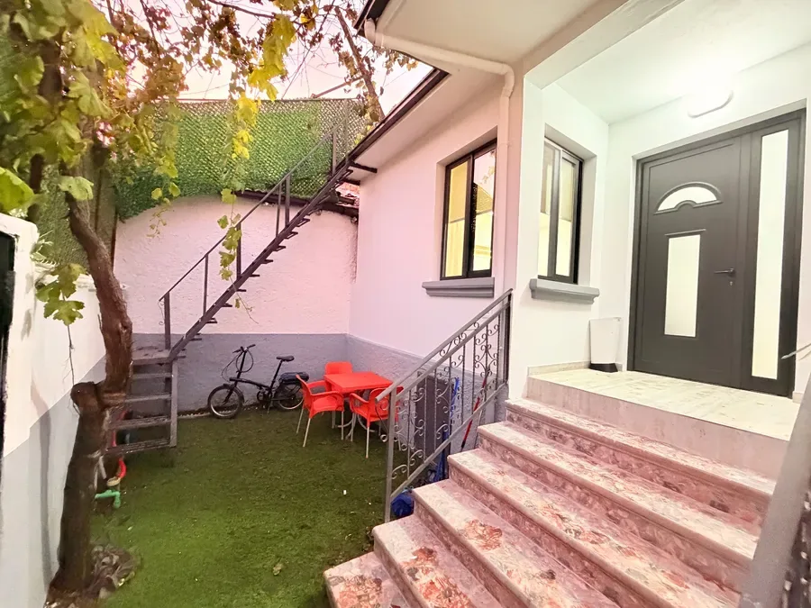 Shitet shtepi private 2+1 okazion me cmim apartamenti