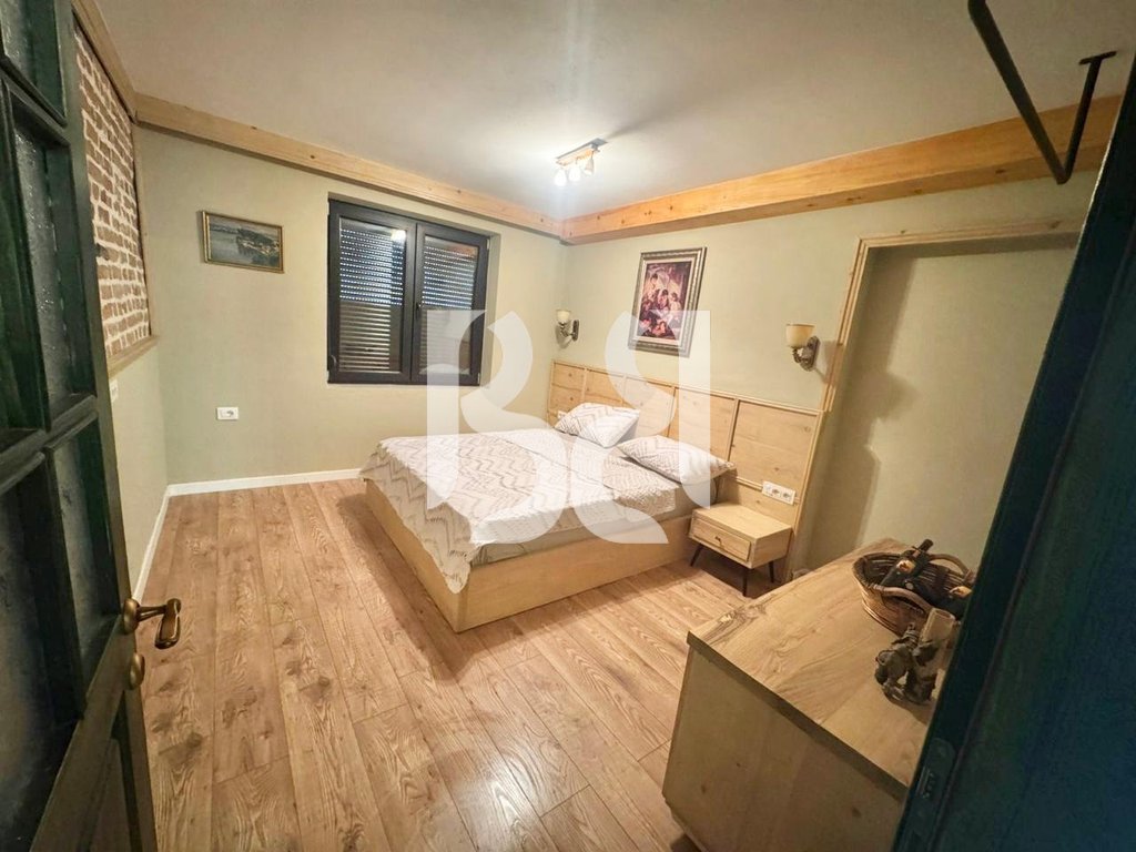 SHITEN 2 APARTAMENT GATI PER B*B NE POGRADEC 115,000 EURO*