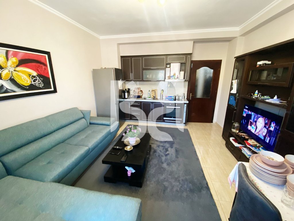 APARTAMENT 1+1 ME QIRA, TE SELVIA
