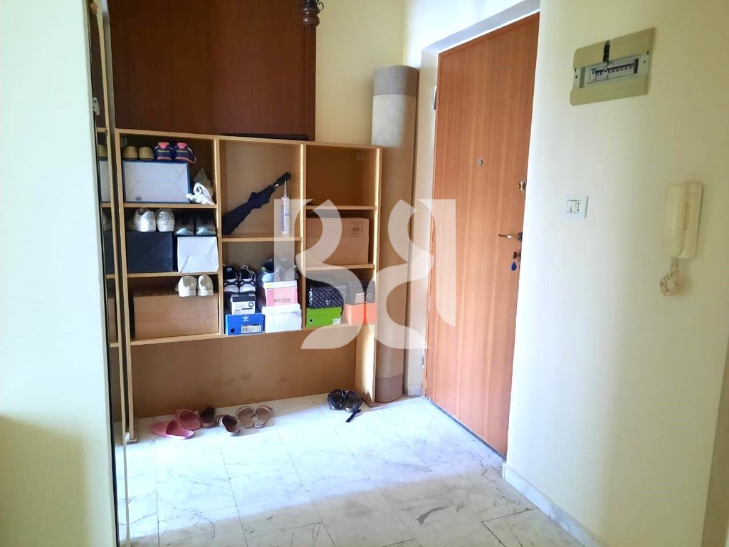 APARTAMENT 2+1 ME QIRA TEK RRUGA DRITAN HOXHA 4