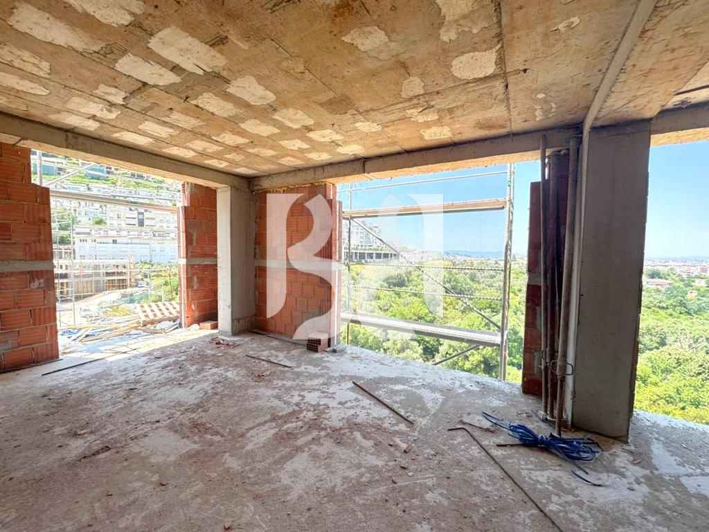 APARTAMENT 2+1+2+BALLKON NE SHITJE TEK KODRA E DIELLIT 2