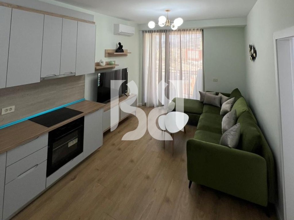 Shitet Apartament 2+1 tek Golden Tower 4