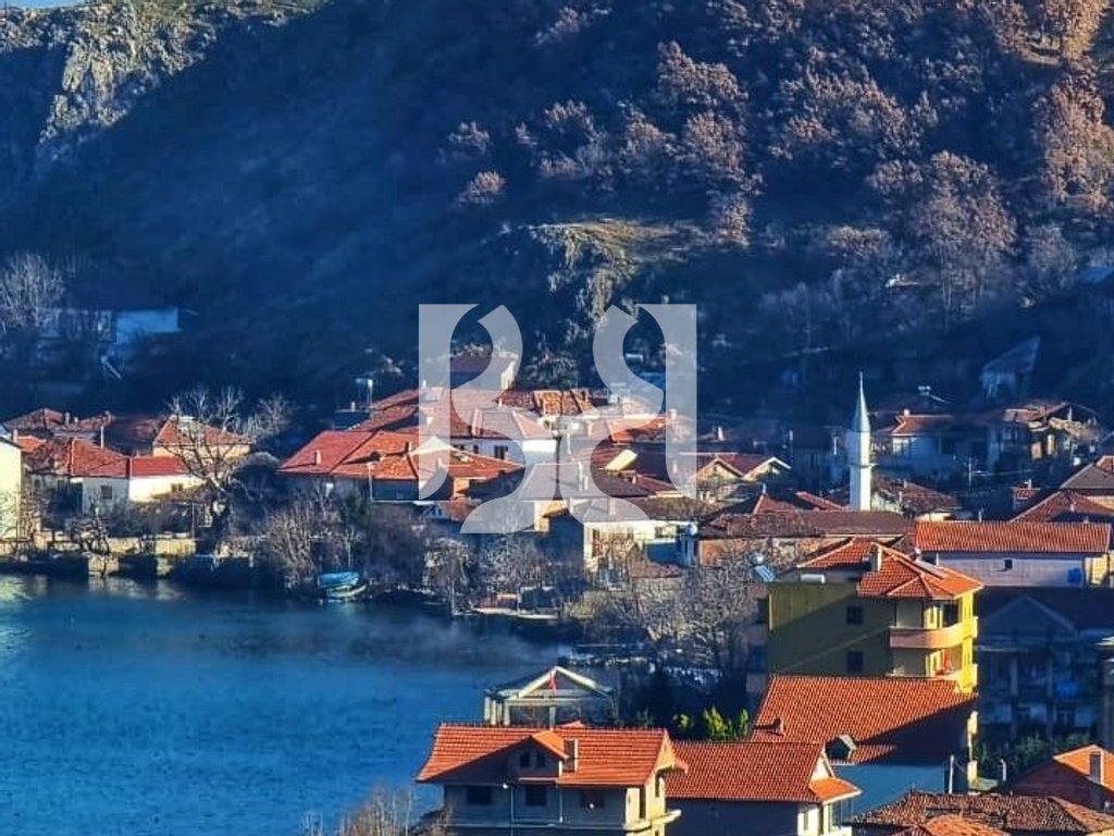 APARTAMENT 1+1 PER SHITJE NE POGRADEC*