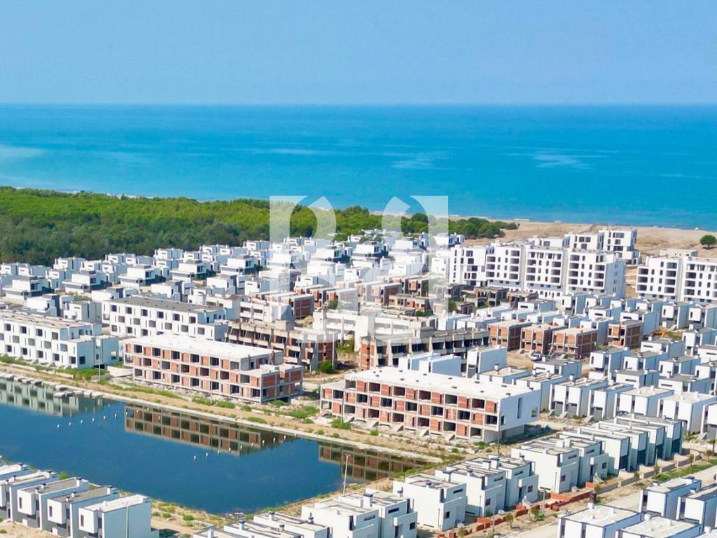 VILE EKSKLUZIVE NE SHITJE TE TURQUOISE MARINA, HAMALLAJ