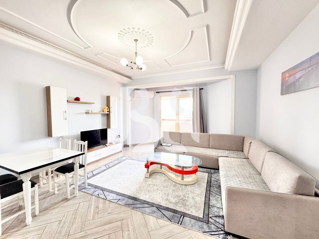 APARTAMENT 1+1ME QIRA ASTIR PRANE BAR OSLO-S 2