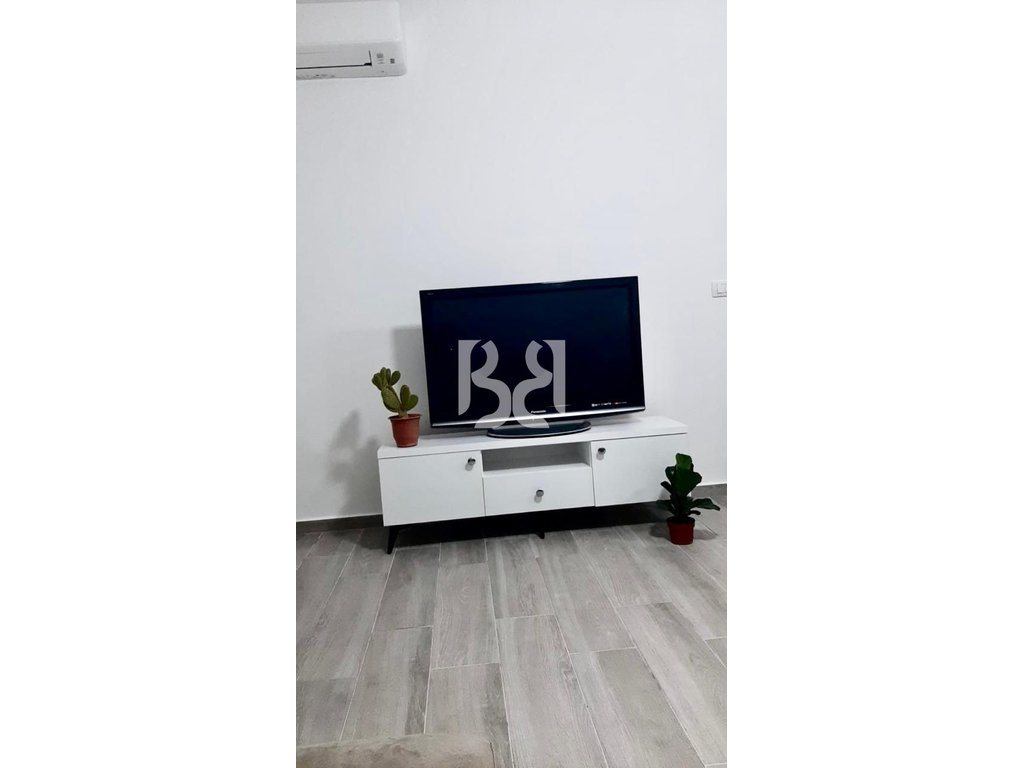 APARTAMENT 3+1+2+BALLKON, ME QIRA, RR. 5 MAJ* 3