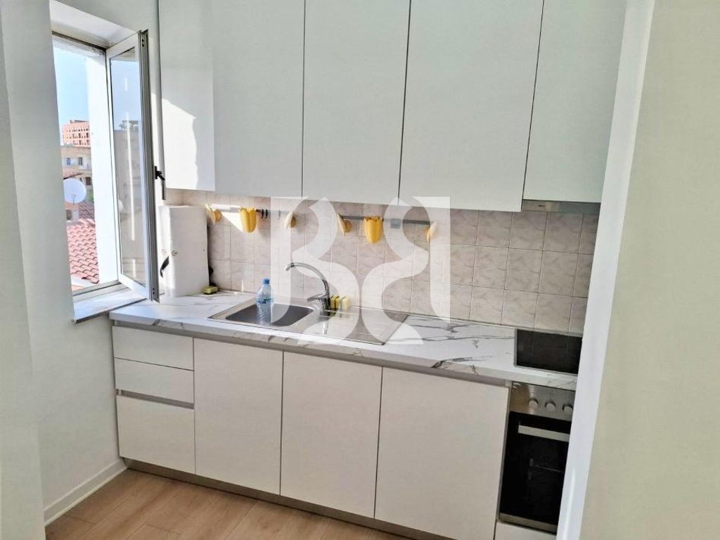 APARTAMENT 1+1+BALLKON ME QIRA TEK ISH STACIONI I TRENIT* 3