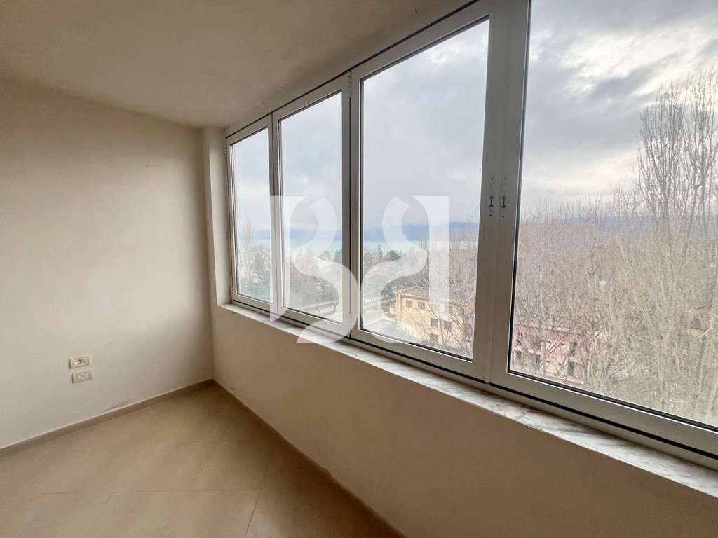 SHTIET APARTAMENT 1+1+LAVANDERI RRUGA E VILAVE POGRADEC* 3