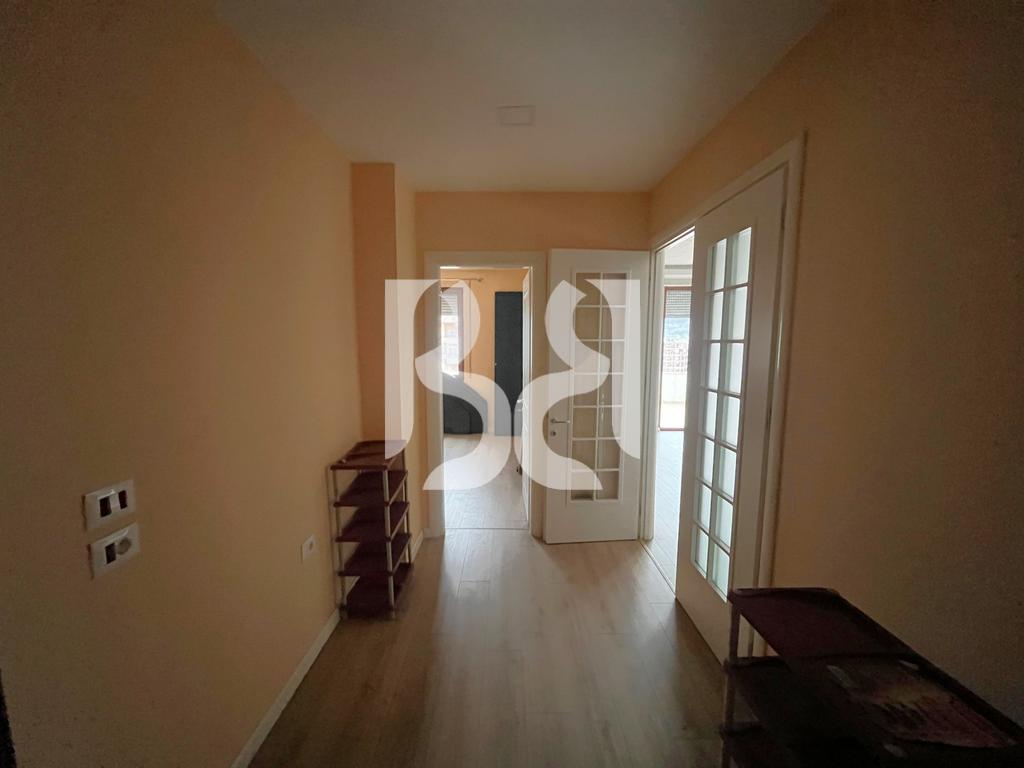 SHITET APARTAMENT 3+1+2+BALLKON NE POGRADEC*