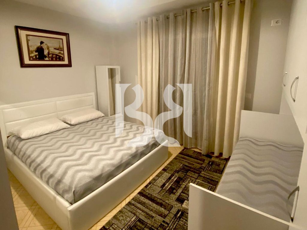 APARTAMENT 1+1 ME QIRA , RRUGA 5 MAJ 3