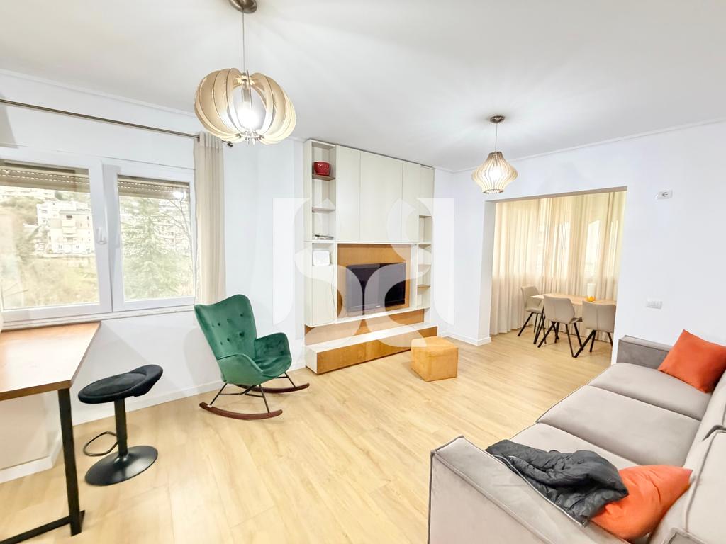 APARTAMENT ME QERA 2+1+2 TEK KOPSHTI ZOOLOGJIK KOMPLEKSI MATEO