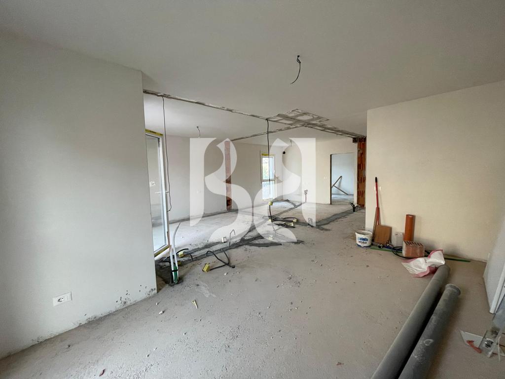 SHITET APARTAMENT 2+1+2+Ballkon NE XHAMLLIK* 2