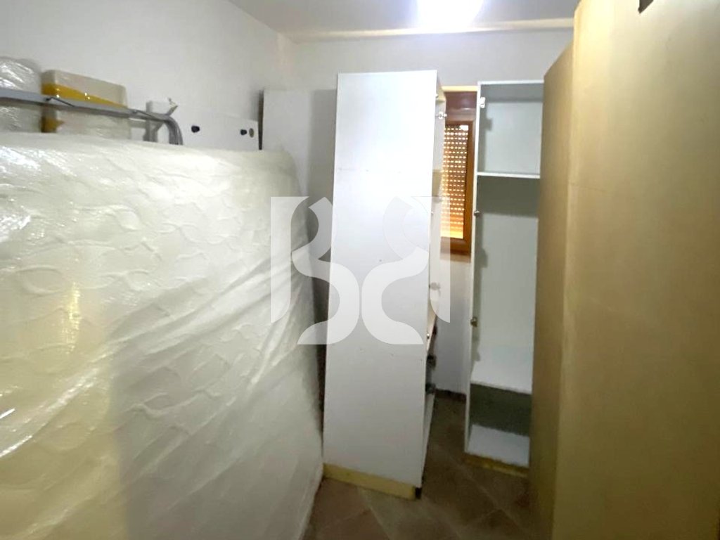 APARTAMENT 1+1 PER SHITJE NE BRRYL 4