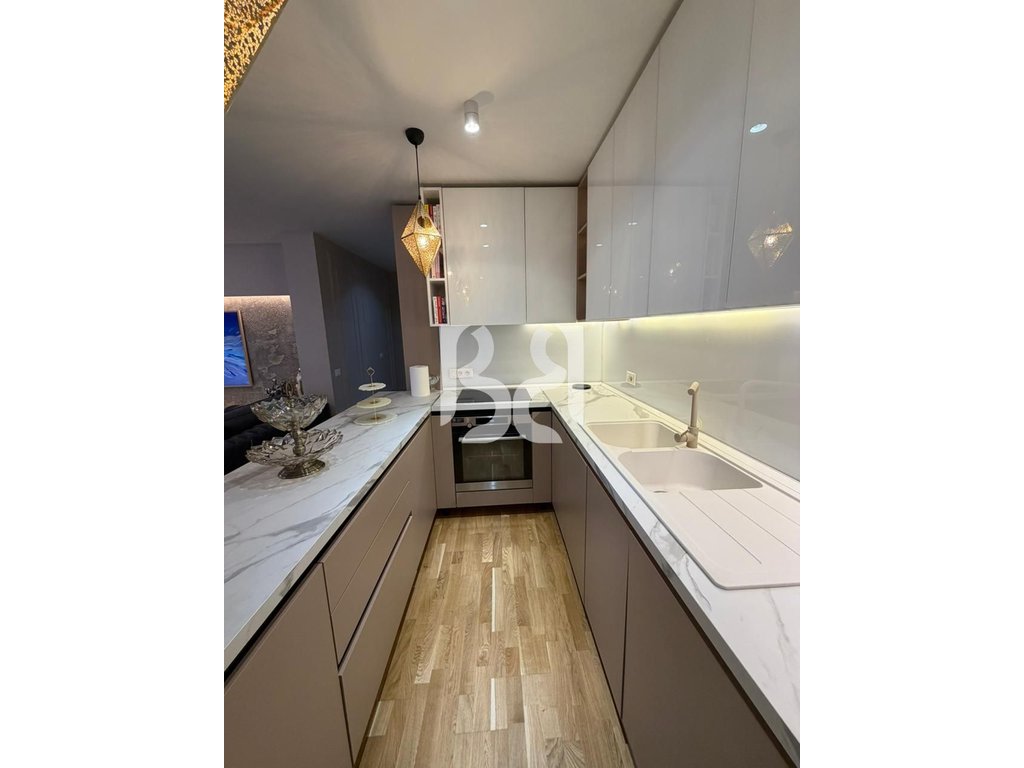 APARTAMENT PREMIUM 3+1+2 PRANË AIR ALBANIA – INVESTIM I SIGURT & LOKACION ELITAR 3