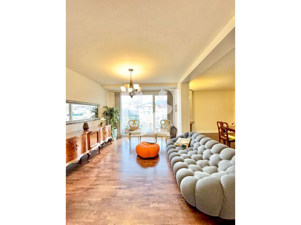 JAPIM APARTAMENT ME QIRA NE KOMUNE TE PARISIT 2+1+2+POST PARKIMI 3