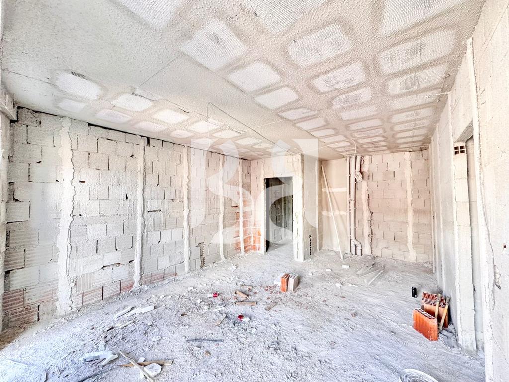 APARTAMENT 2+1 ME VERANDE NE SHITJE ME KREDI NE PASKUQAN
