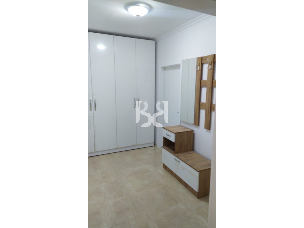 JEPET APARTAMENT 1+1 ME QIRA NE XHAMLLIK* 4