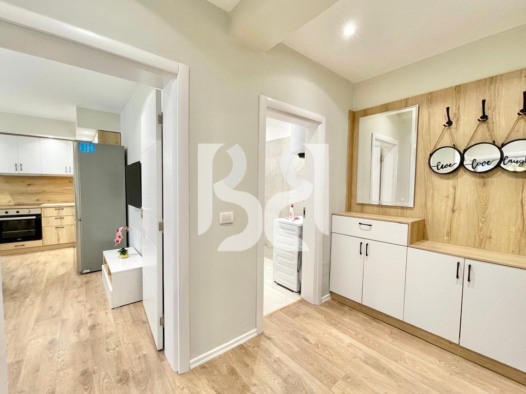 APARTAMENT ME QERA 2+1 NE ZONEN E BRRYLIT 4