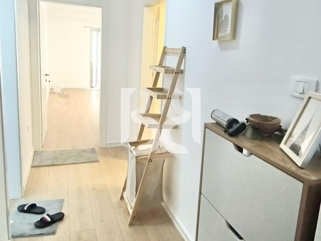 APARTAMENT/ZYRE ME QERA TEK ISH BLLOKU 2